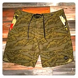 HURLEY Camo Board Shorts 33" Swim Surf volcom dc